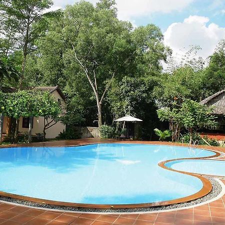 Lotus Phu My Resort 붕타우 외부 사진